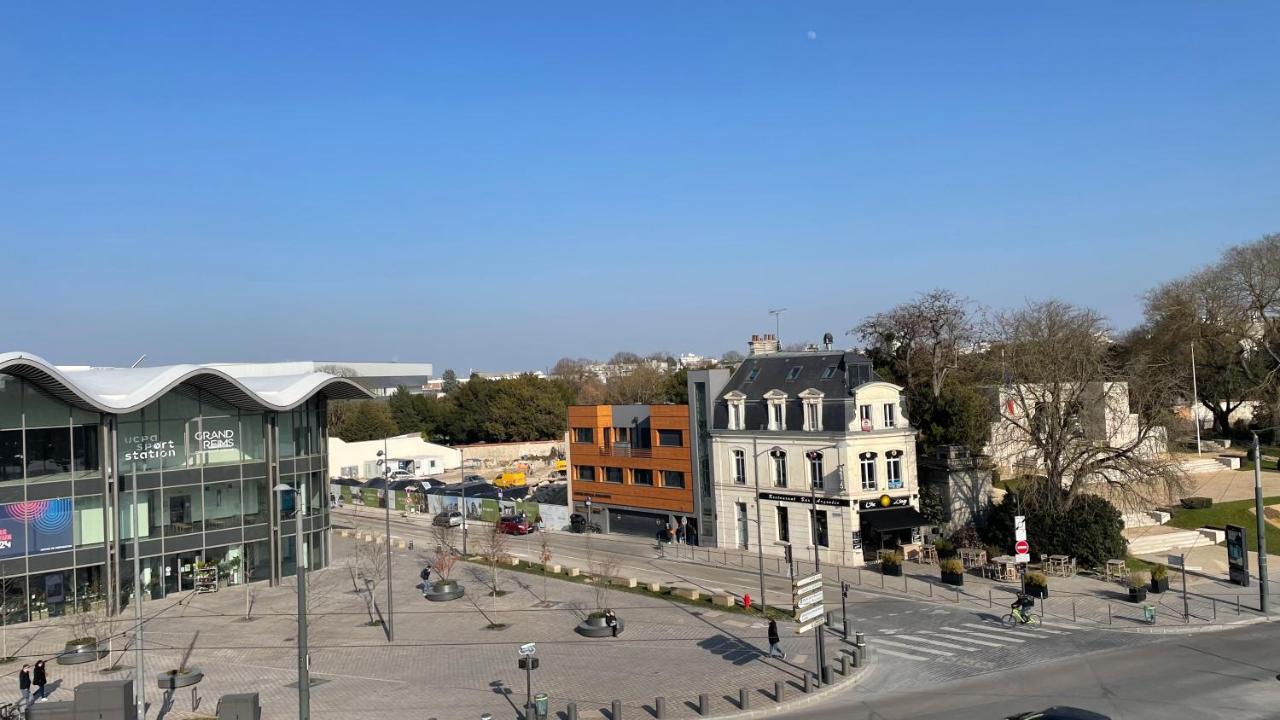 Appartement Porte Mars Reims Exterior photo